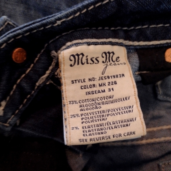 NWOT MISS ME SIGNATURE RISE SIZE 28 BOOTCUT. LOTS OF BLING💞💞💞💞💞💞 - Picture 12 of 13